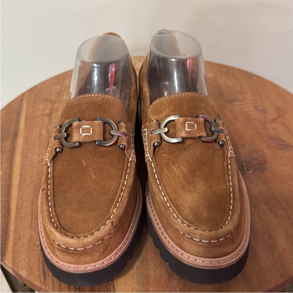 Donald Pliner Helio Loafer in Saddle